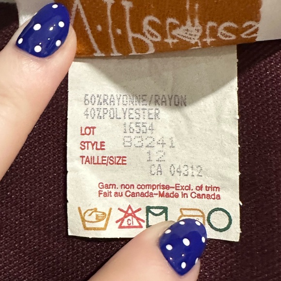 V.I. PETITES Vintage Maroon Suede Sleeveless Button Down Tie Back Top Size 12 - Picture 5 of 5